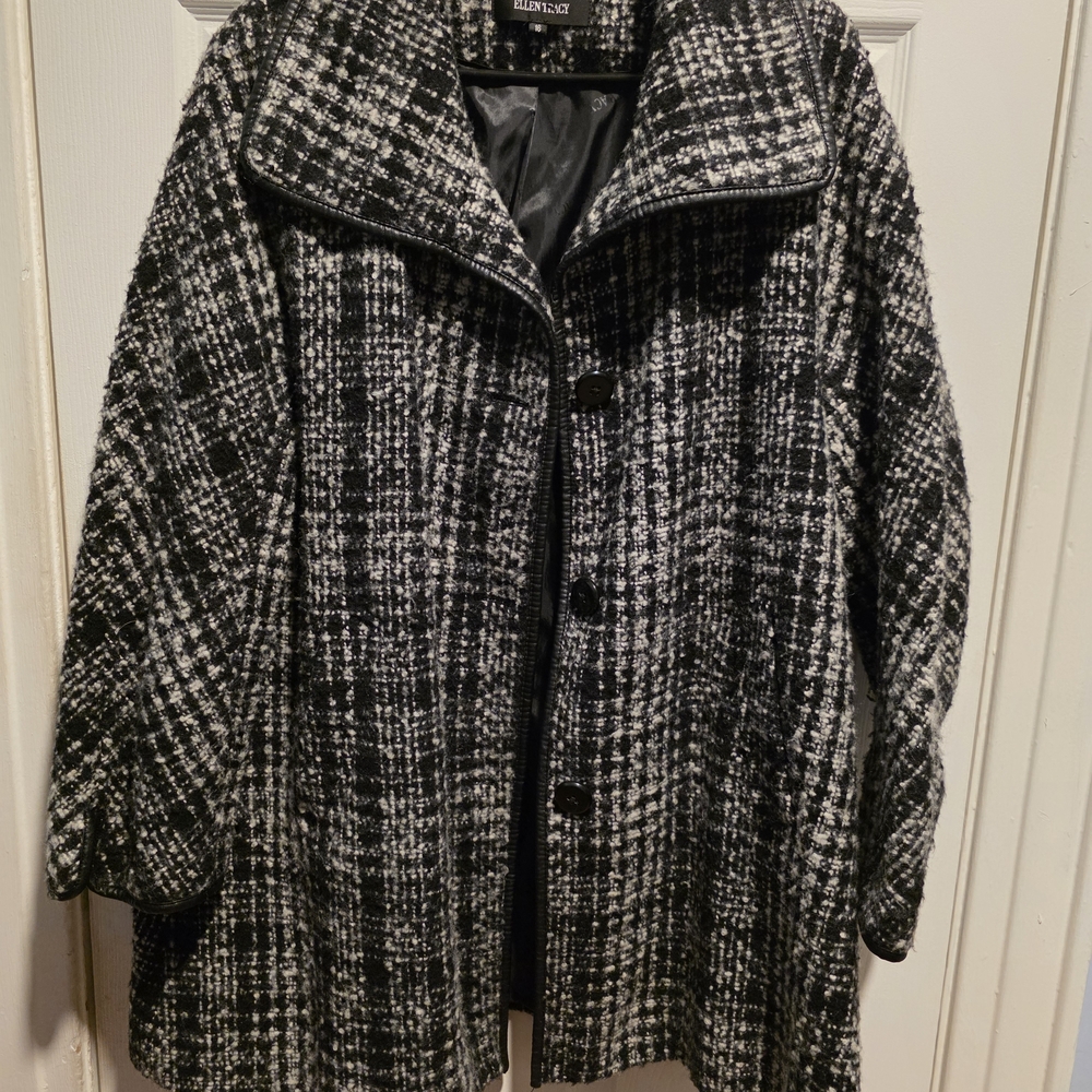 Ellen Tracy Plaid Black and White Vintage Coat Very gently used..